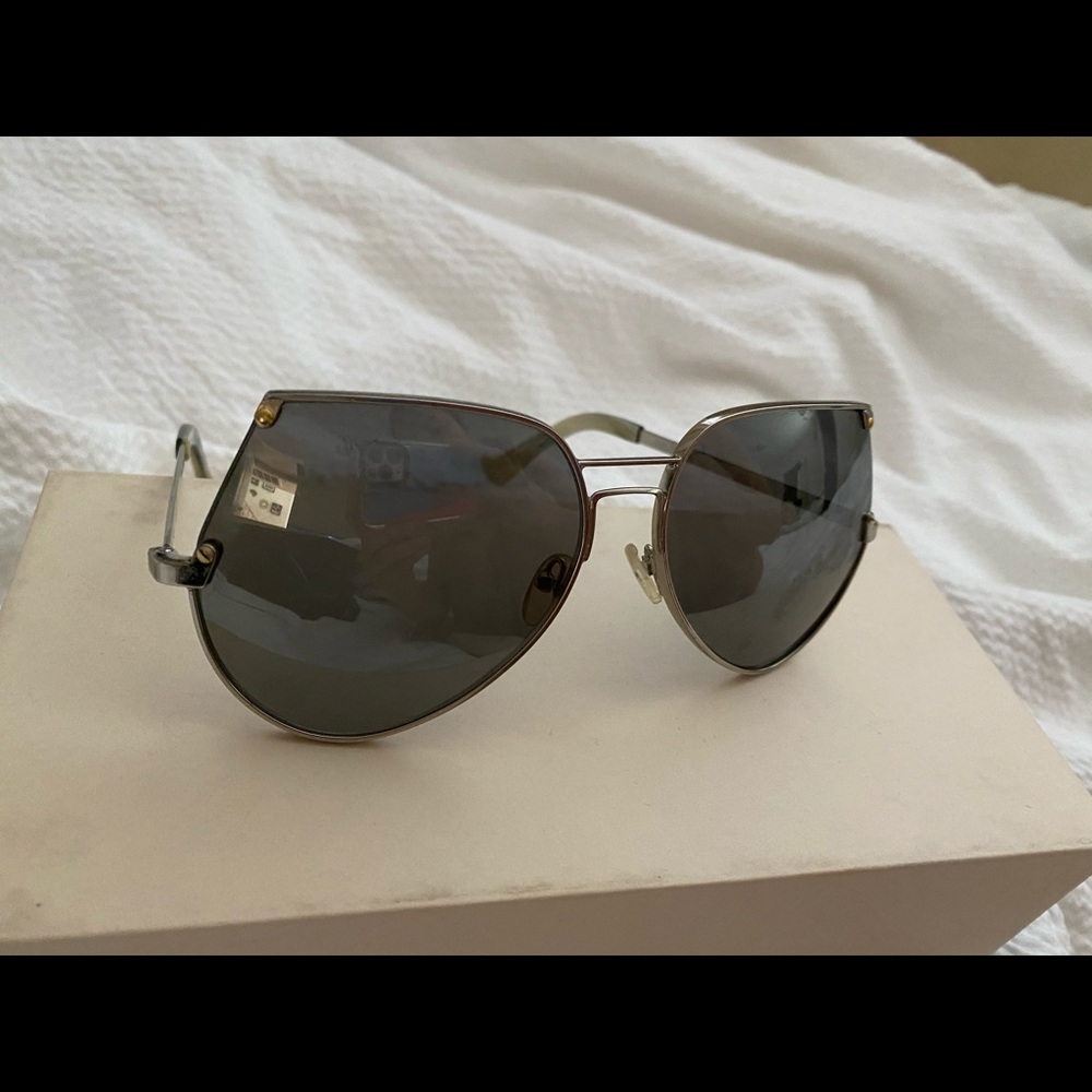 Grey ant classic sunglasses